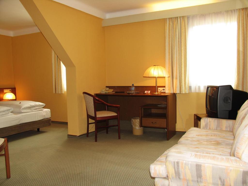 Rheinhotel Luxhof Speyer Exterior photo